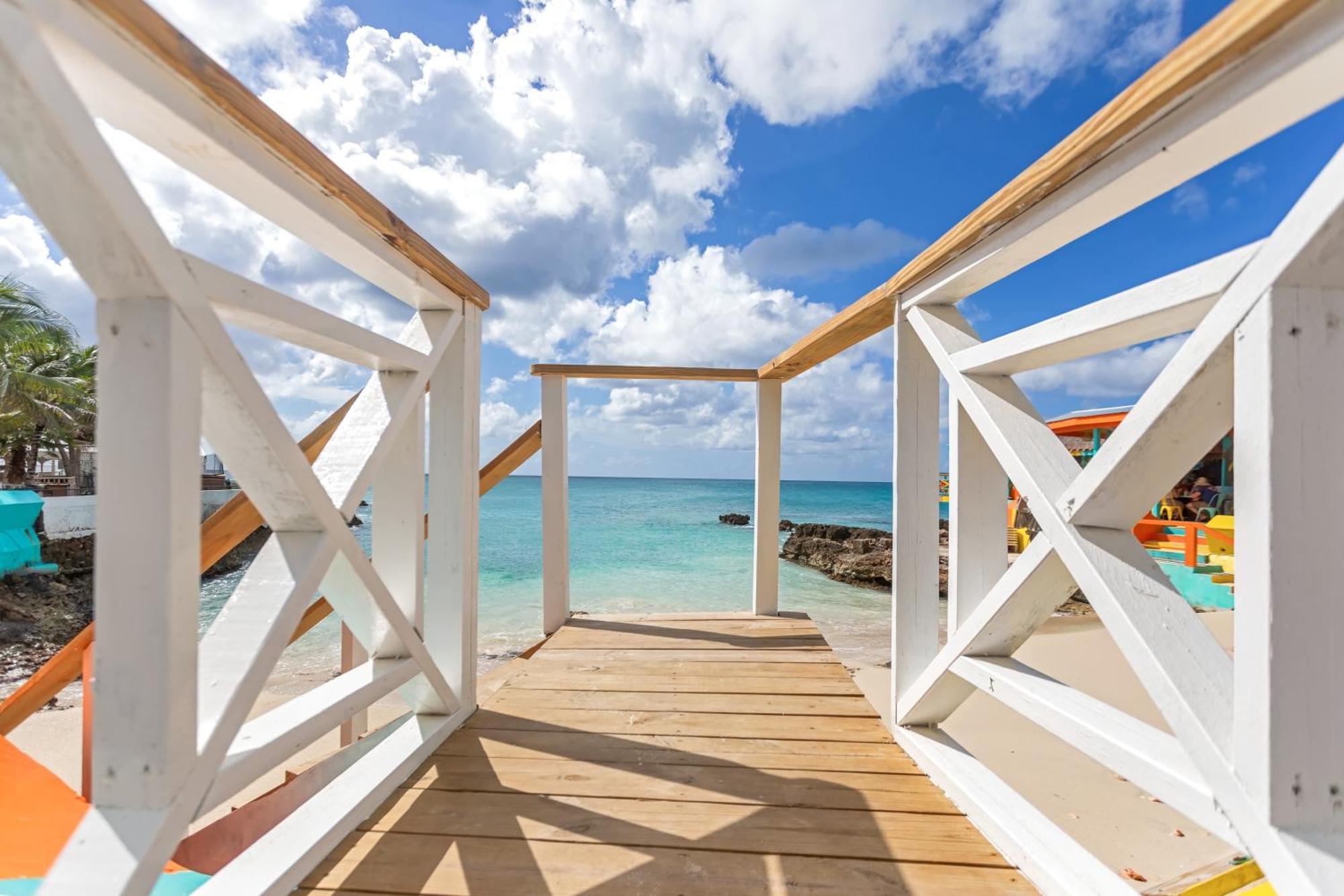 Maho Beach House - Studio - Beach Access Exterior photo